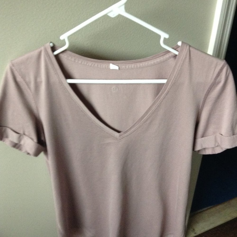 Lululemon Love v-neck
